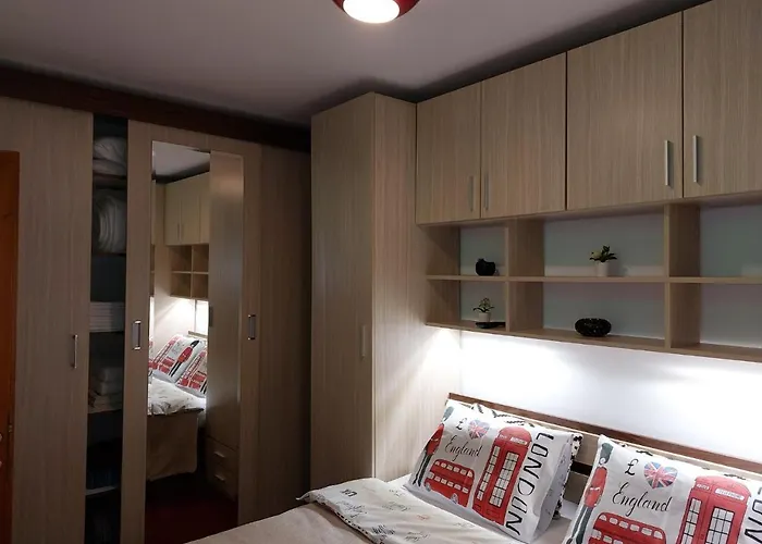 Tudor View Apartament