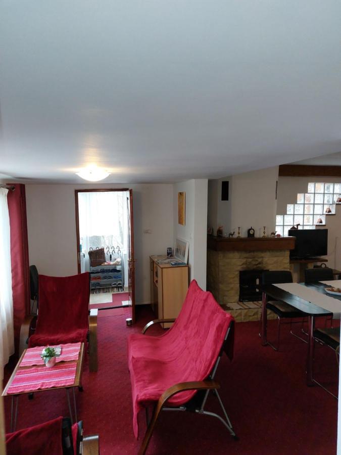Tudor View Apartment