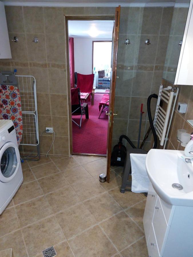 Tudor View Apartment